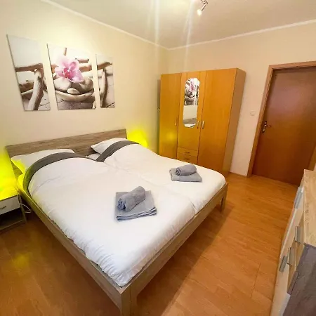 In 42645 Apartment *